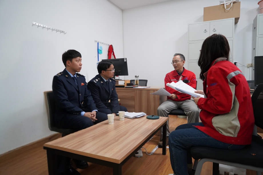 e77e3290318cc6911e4a861ec0ee1433.jpg e77e3290318cc6911e4a861ec0ee1433.jpg