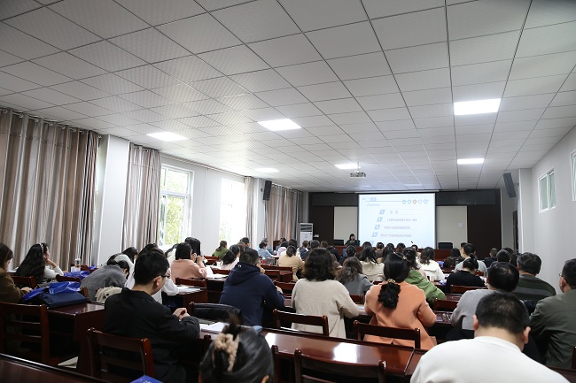 CK8W5823.jpg