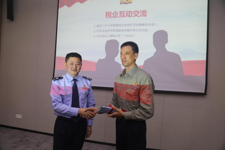 1713403247315033762.jpg 1713403247315033762.jpg